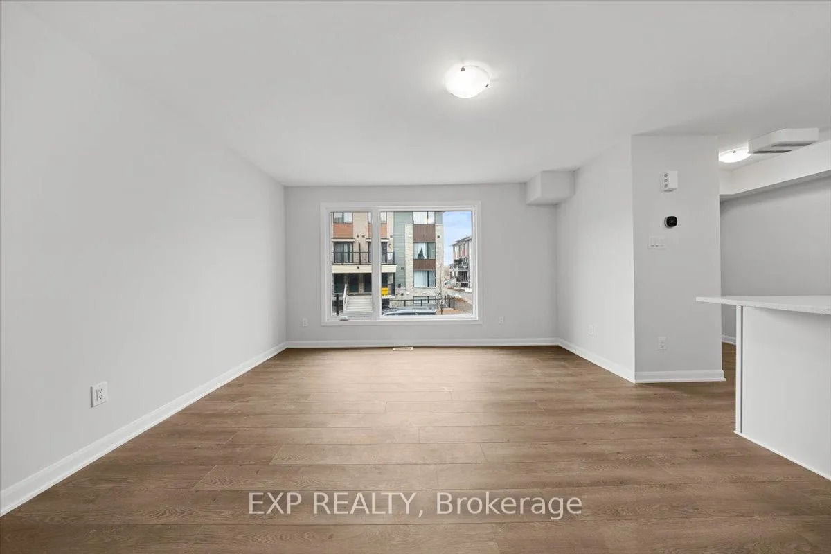 Photo 13 of 1255 Creekway Private, Ottawa, Kanata - Kanata Lakes/Heritage Hills — HOMEH