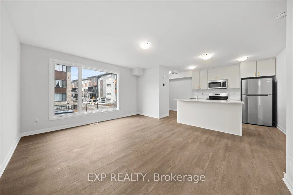 Photo 15 of 1255 Creekway Private, Ottawa, Kanata - Kanata Lakes/Heritage Hills — HOMEH