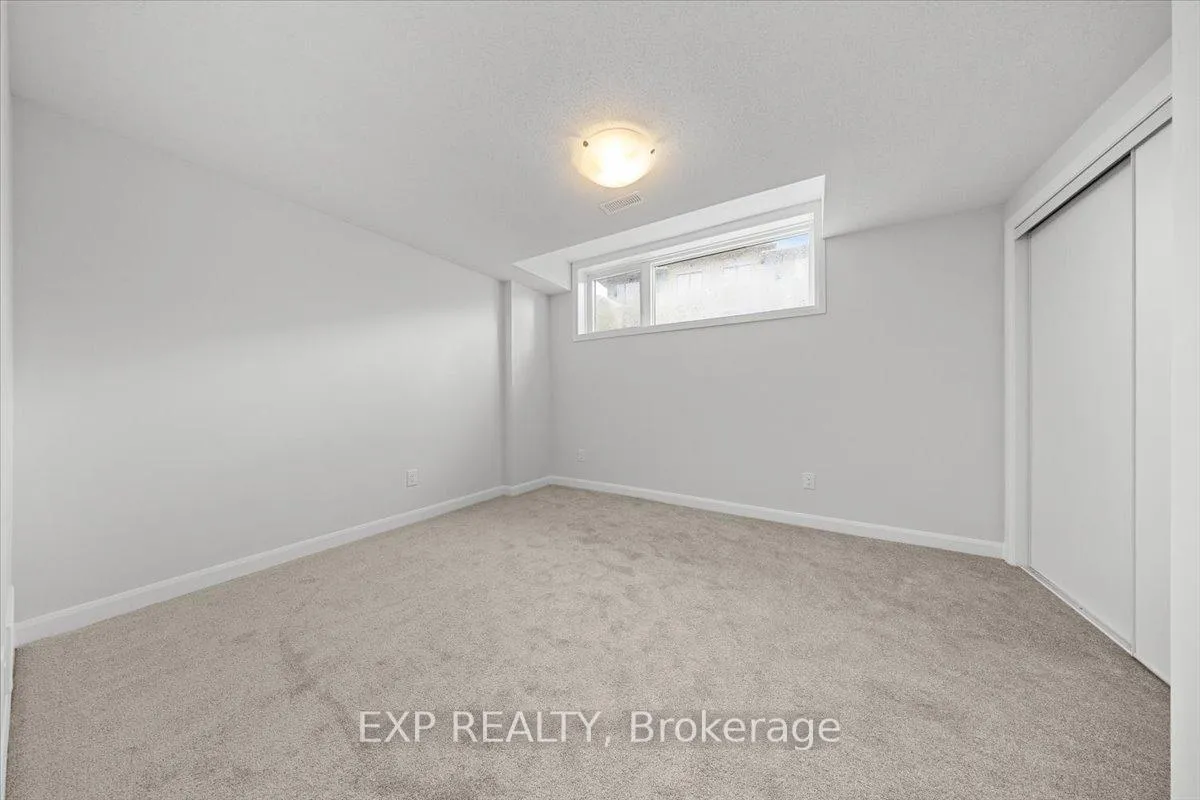 Photo 18 of 1255 Creekway Private, Ottawa, Kanata - Kanata Lakes/Heritage Hills — HOMEH