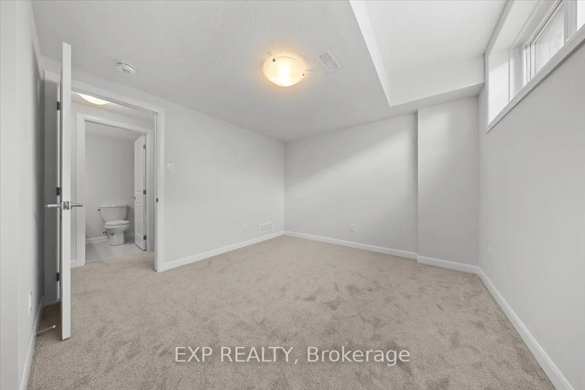 Photo 20 of 1255 Creekway Private, Ottawa, Kanata - Kanata Lakes/Heritage Hills — HOMEH