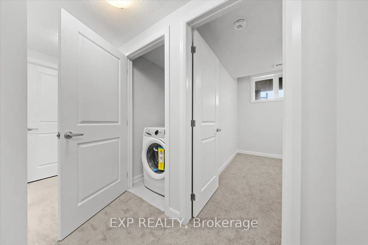 Photo 23 of 1255 Creekway Private, Ottawa, Kanata - Kanata Lakes/Heritage Hills — HOMEH