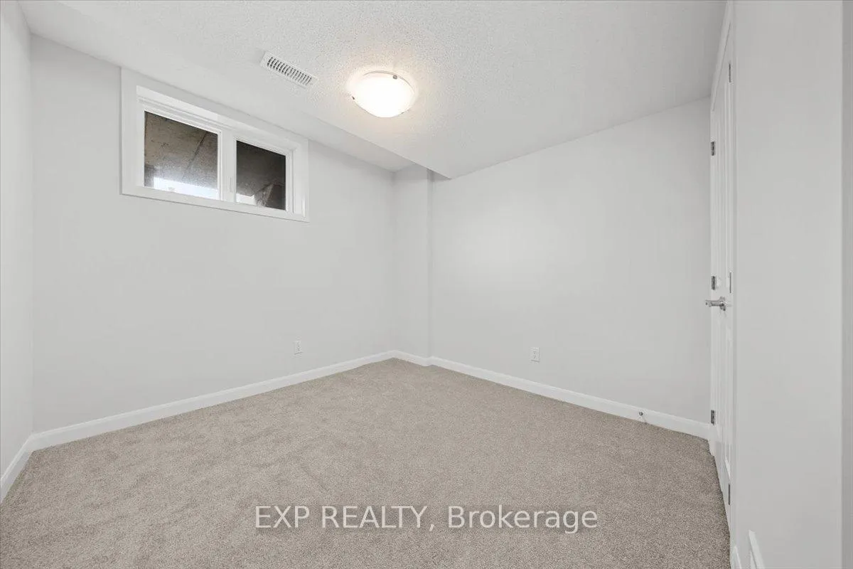 Photo 24 of 1255 Creekway Private, Ottawa, Kanata - Kanata Lakes/Heritage Hills — HOMEH