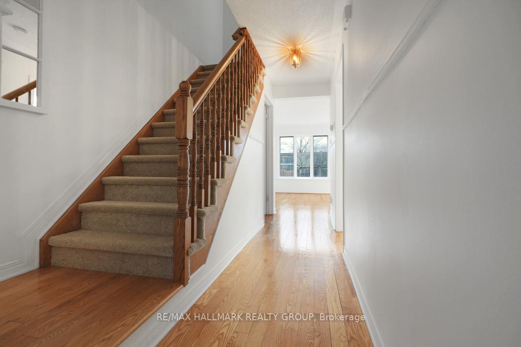 Photo 4 of 97 Forestglade Crescent, Ottawa, Hunt Club Park — HOMEH