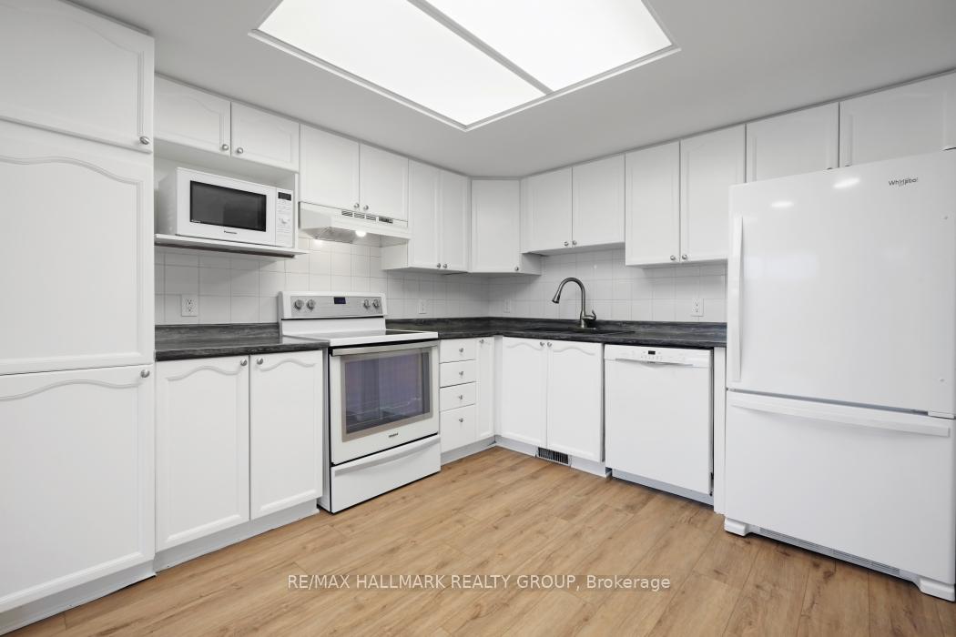 Photo 10 of 97 Forestglade Crescent, Ottawa, Hunt Club Park — HOMEH