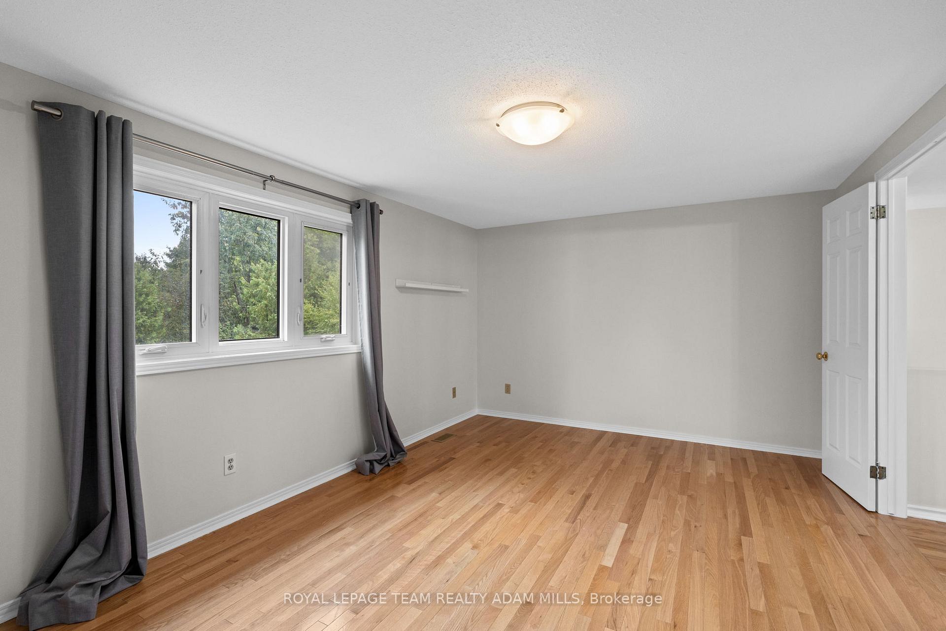 Photo 22 of 22 Fireside Crescent, Ottawa, Hunt Club Park/Greenboro — HOMEH