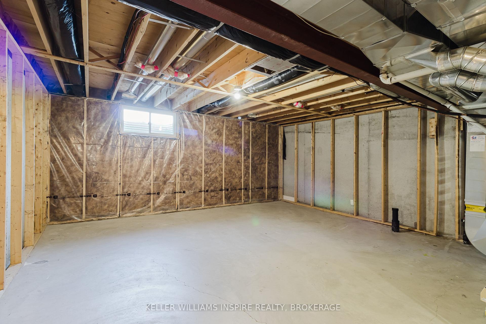 Photo 28 of 131 Simurda Court, Loyalist, Amherstview — HOMEH