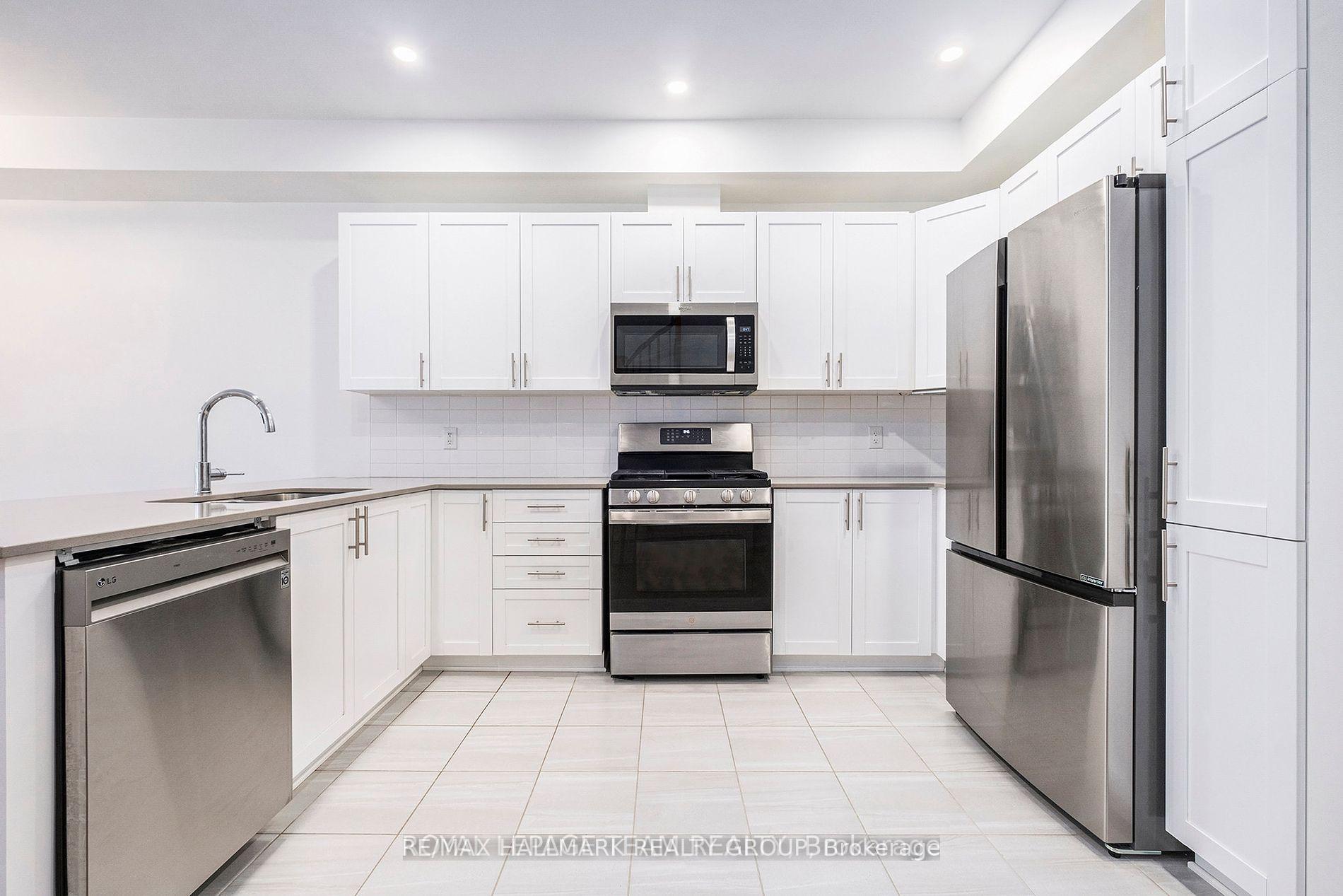 Photo 8 of 19 Nettle Crescent, Ottawa, Leitrim — HOMEH