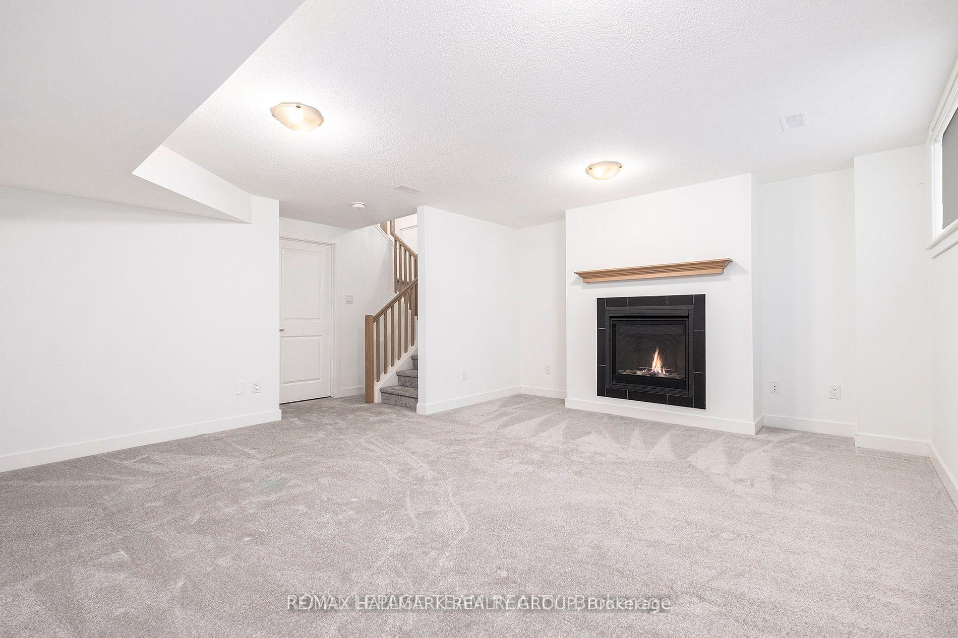 Photo 22 of 19 Nettle Crescent, Ottawa, Leitrim — HOMEH