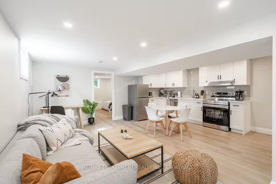 Photo 1 of Unit Lower, 73 Cranbrook Drive, Hamilton, Gilkson — HOMEH