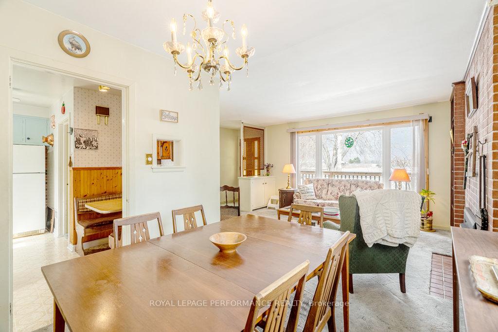 Photo 11 of 167 Mafeking Avenue, Ottawa, Manor Park — HOMEH