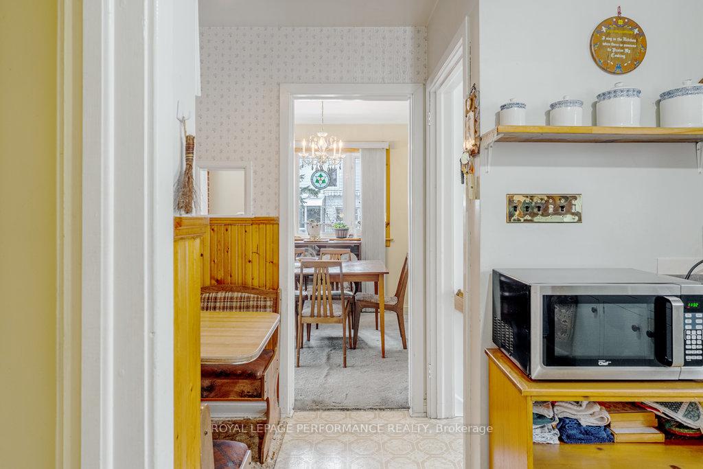 Photo 15 of 167 Mafeking Avenue, Ottawa, Manor Park — HOMEH