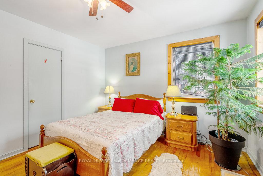 Photo 18 of 167 Mafeking Avenue, Ottawa, Manor Park — HOMEH