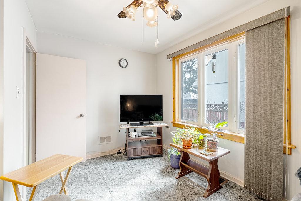 Photo 26 of 167 Mafeking Avenue, Ottawa, Manor Park — HOMEH