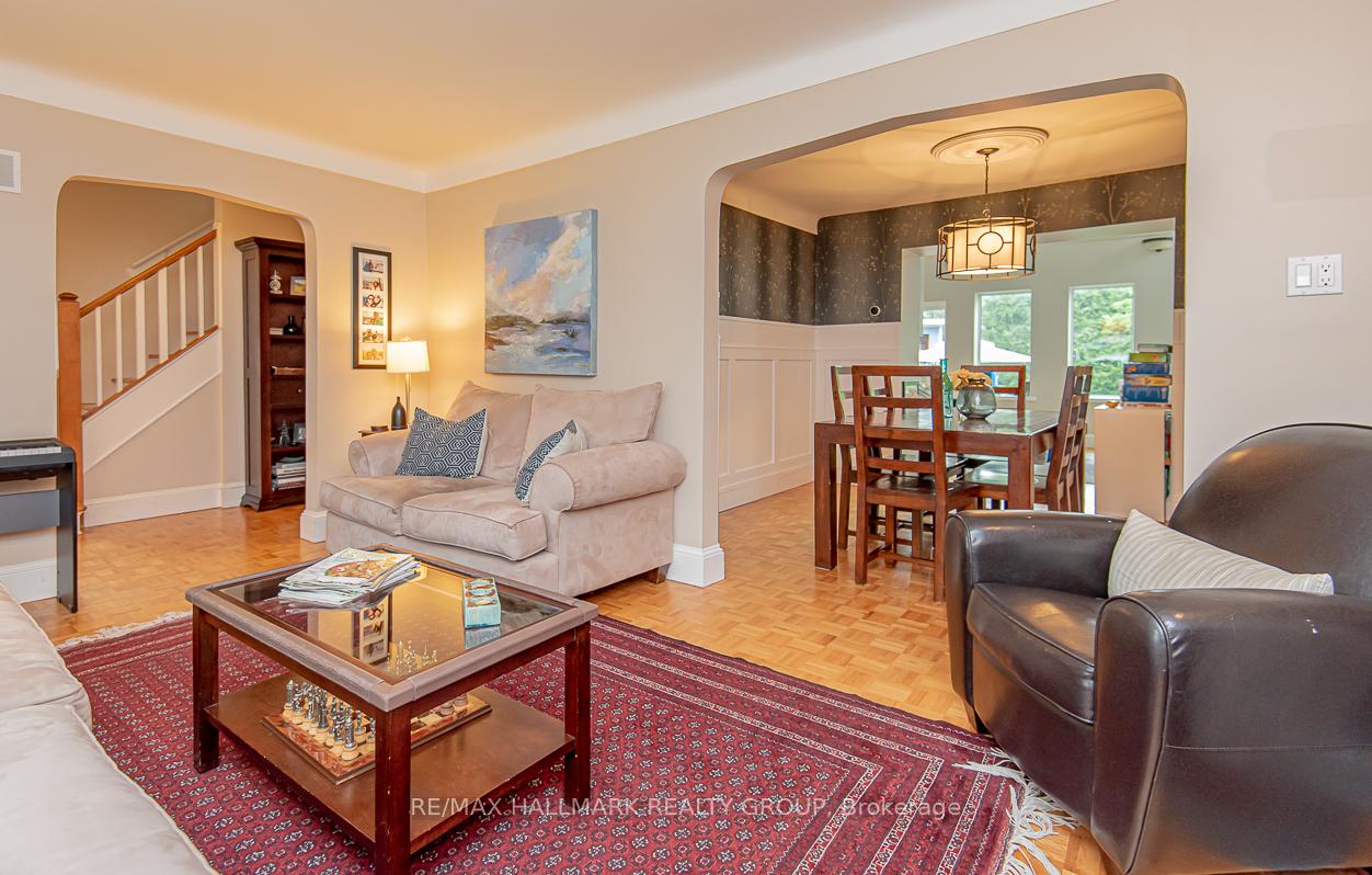 Photo 10 of 875 Kingsmere Avenue, Ottawa, McKellar Heights/Glabar Park — HOMEH
