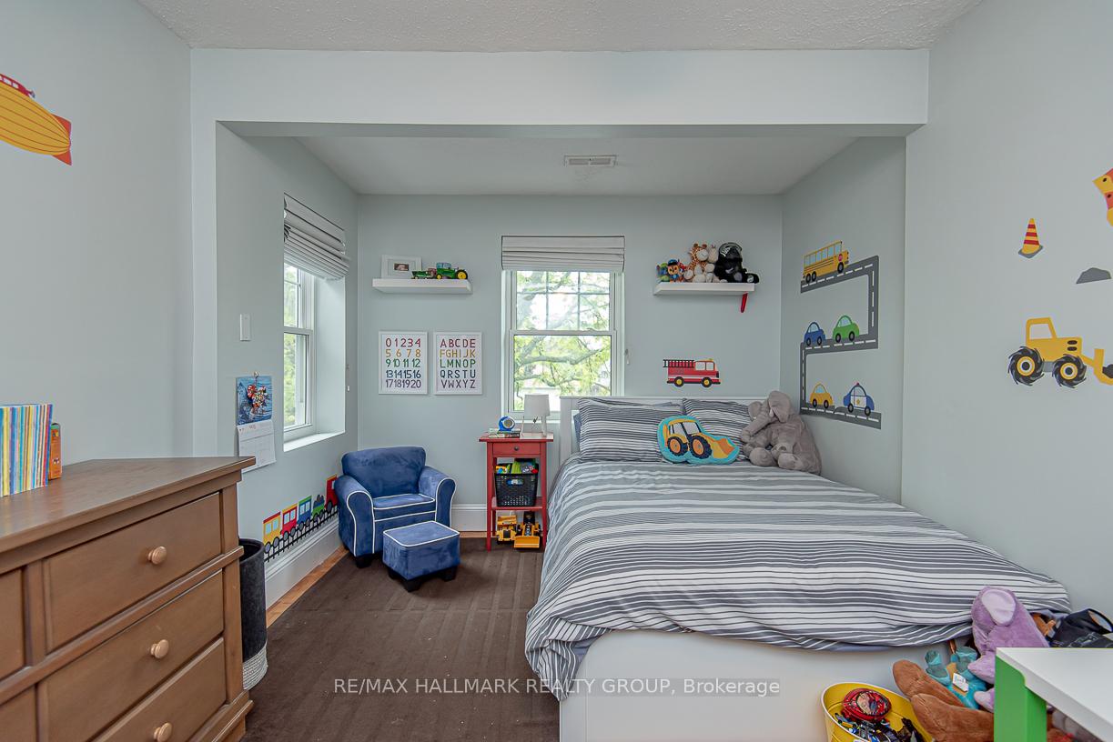 Photo 23 of 875 Kingsmere Avenue, Ottawa, McKellar Heights/Glabar Park — HOMEH