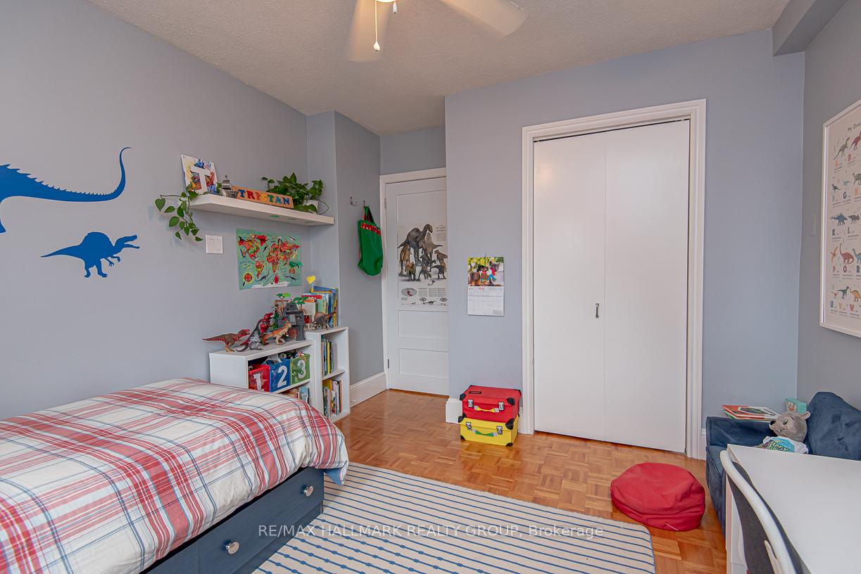 Photo 24 of 875 Kingsmere Avenue, Ottawa, McKellar Heights/Glabar Park — HOMEH