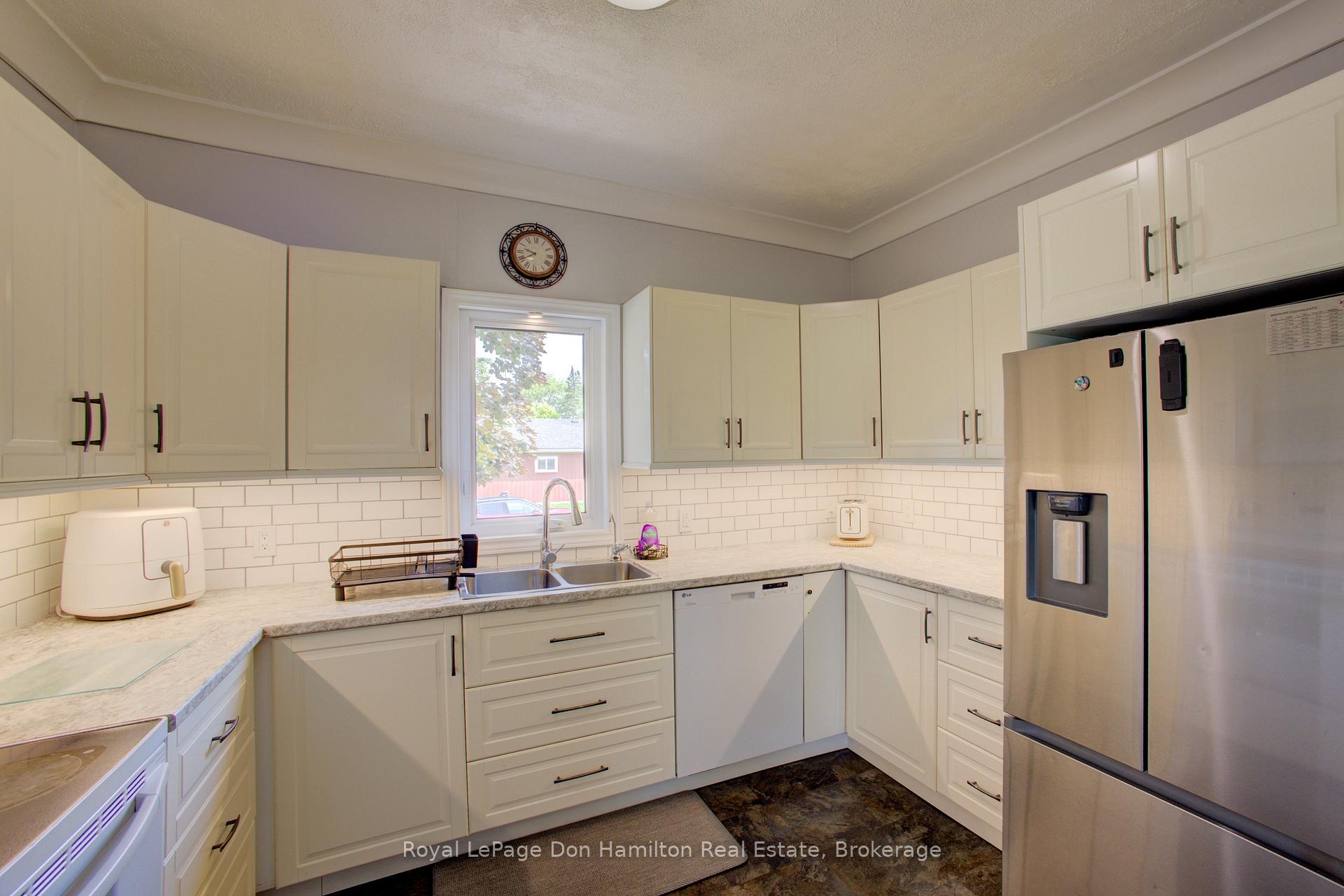 Photo 14 of 3002 Brookhaven Drive, Howick — HOMEH