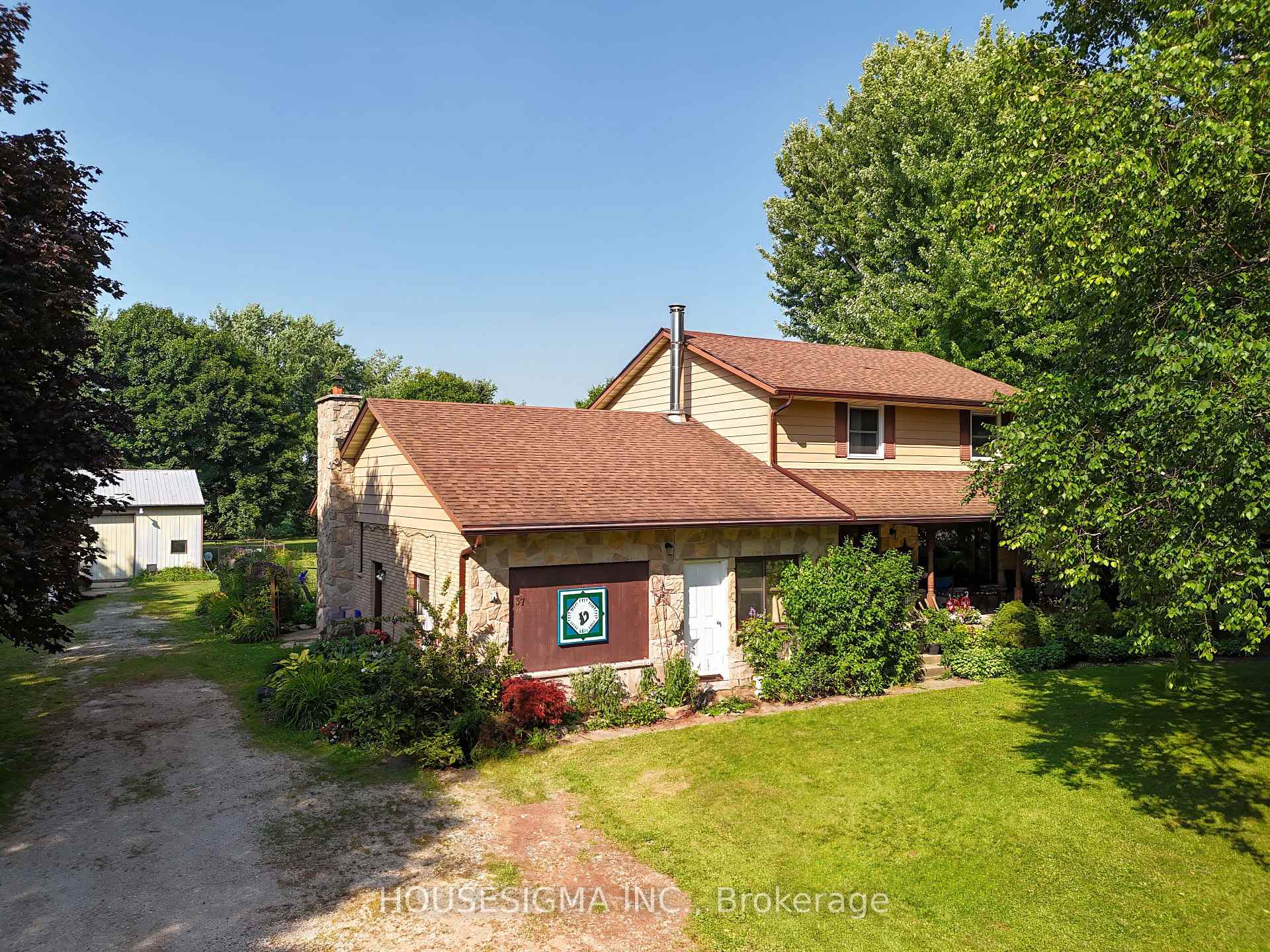 Photo 3 of 43794 Cranbrook Road, Huron East, Brussels — HOMEH