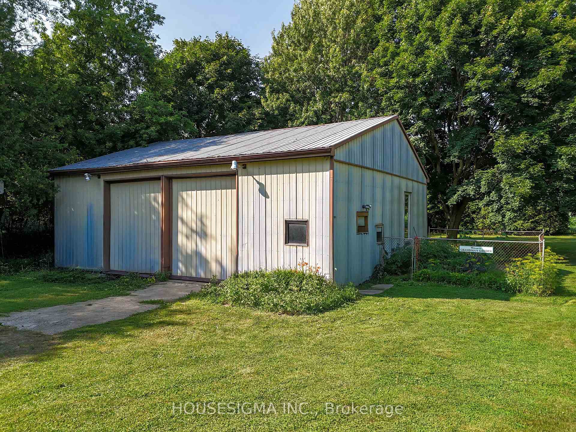 Photo 20 of 43794 Cranbrook Road, Huron East, Brussels — HOMEH