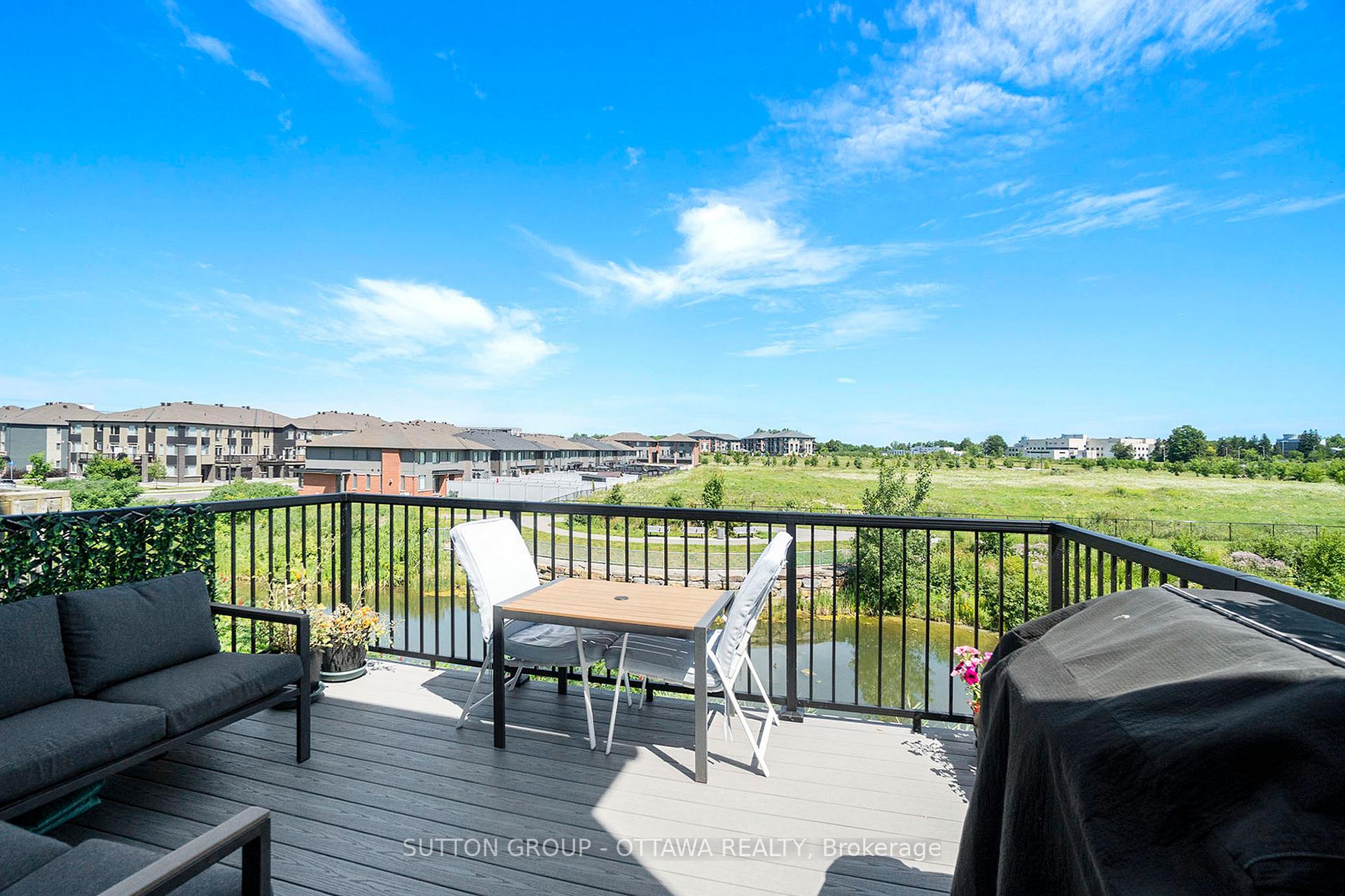 Photo 10 of 13 Drayton Private, Ottawa, CFB Rockcliffe and Area — HOMEH