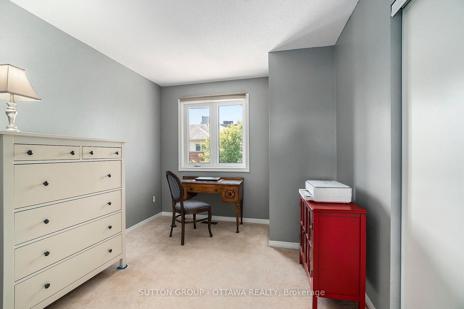Photo 17 of 13 Drayton Private, Ottawa, CFB Rockcliffe and Area — HOMEH