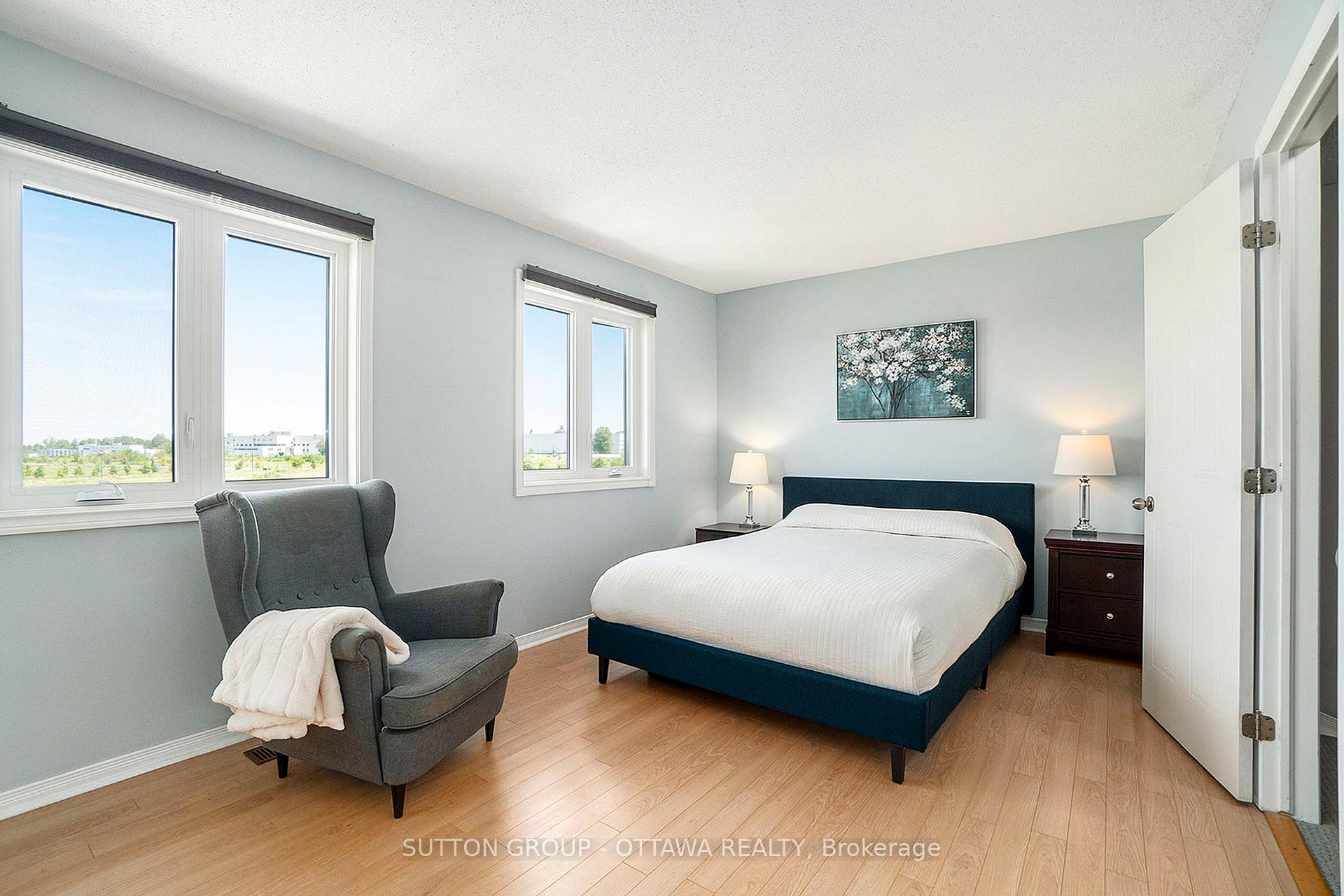Photo 20 of 13 Drayton Private, Ottawa, CFB Rockcliffe and Area — HOMEH