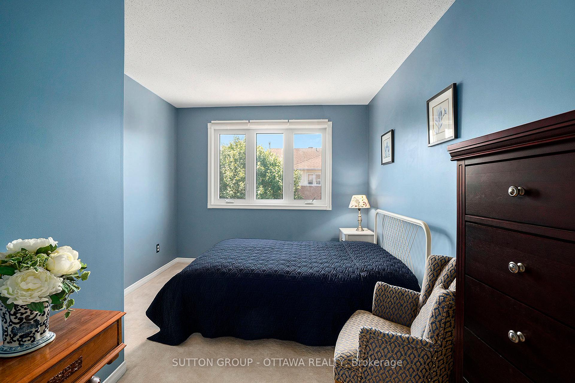 Photo 23 of 13 Drayton Private, Ottawa, CFB Rockcliffe and Area — HOMEH