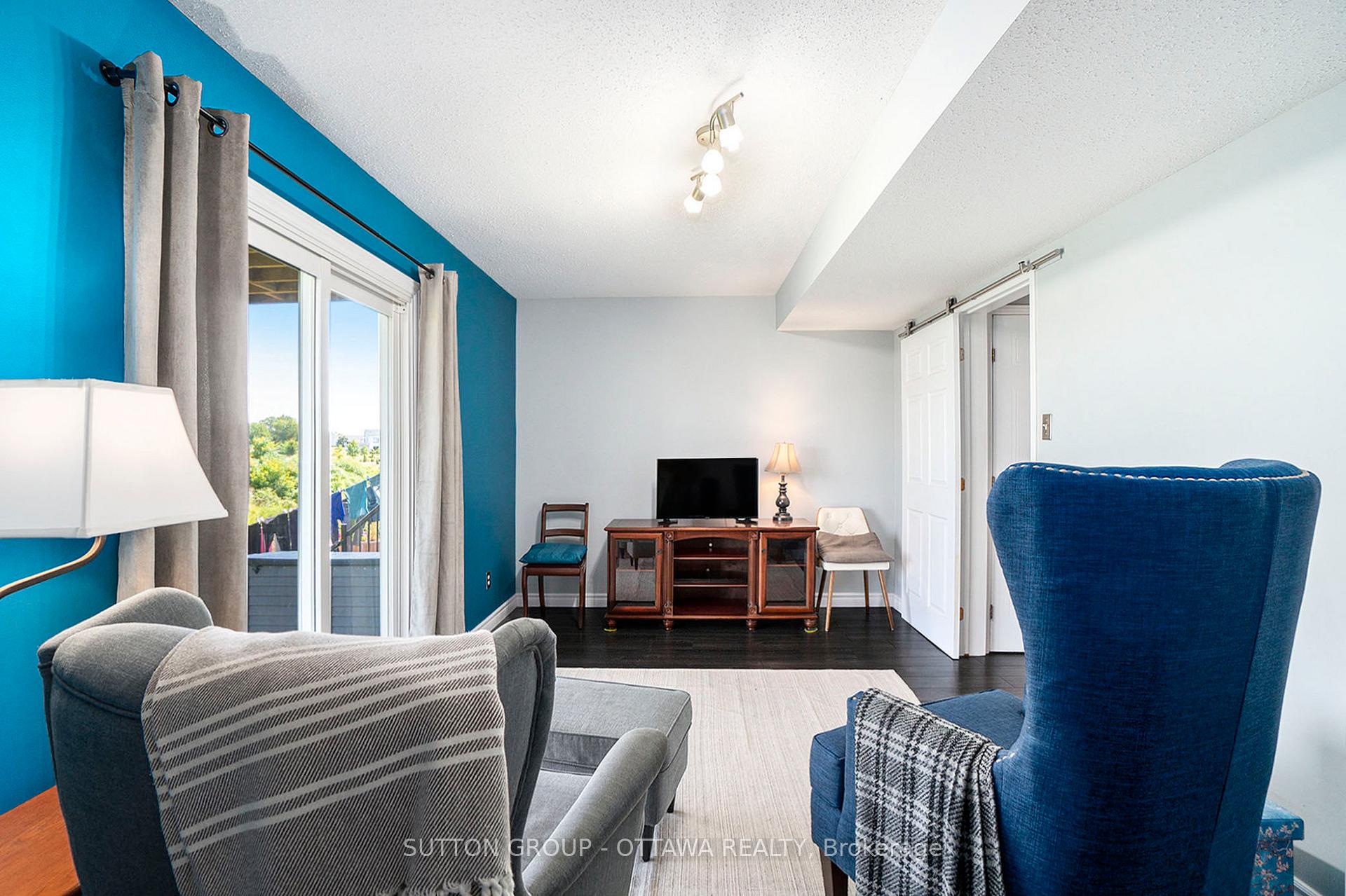 Photo 25 of 13 Drayton Private, Ottawa, CFB Rockcliffe and Area — HOMEH