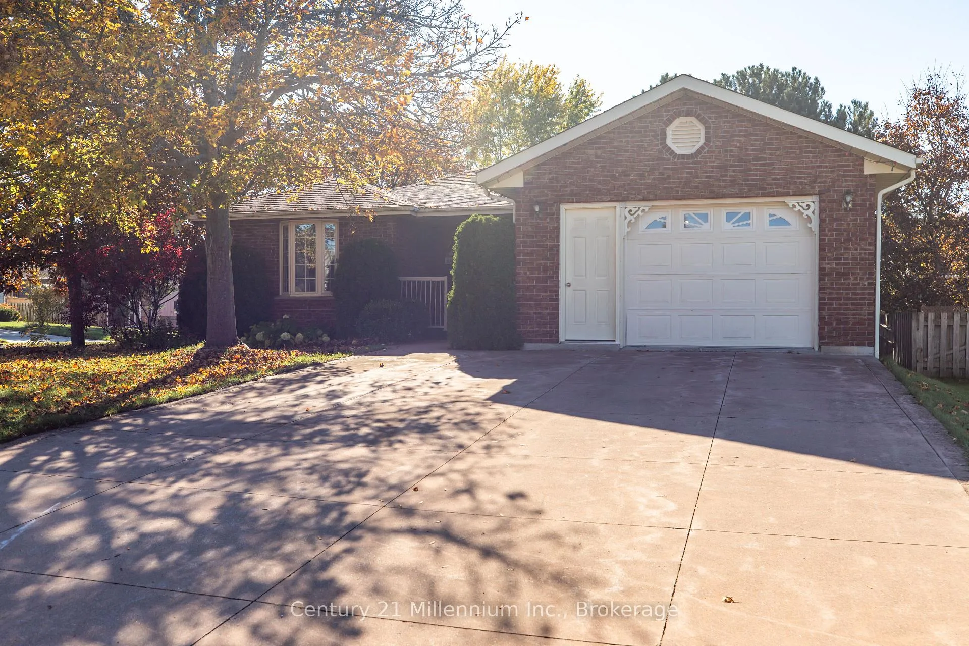 Photo 3 of 750 Baird Street, Kincardine — HOMEH