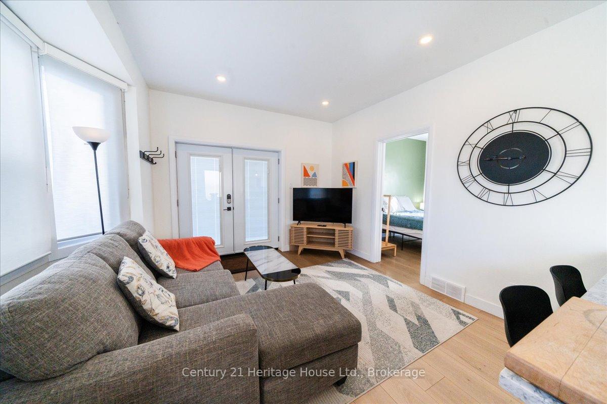 Photo 4 of Unit B, 180 Weber Street, Kitchener — HOMEH