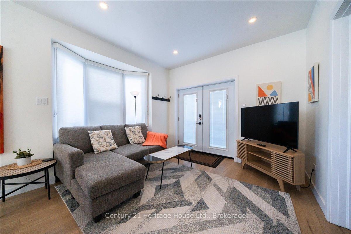 Photo 7 of Unit B, 180 Weber Street, Kitchener — HOMEH