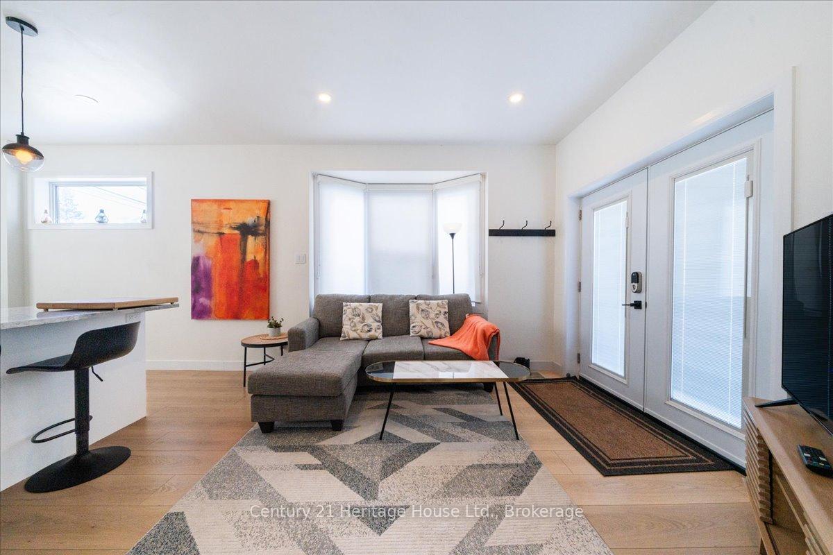 Photo 8 of Unit B, 180 Weber Street, Kitchener — HOMEH