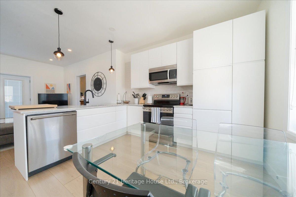 Photo 19 of Unit B, 180 Weber Street, Kitchener — HOMEH