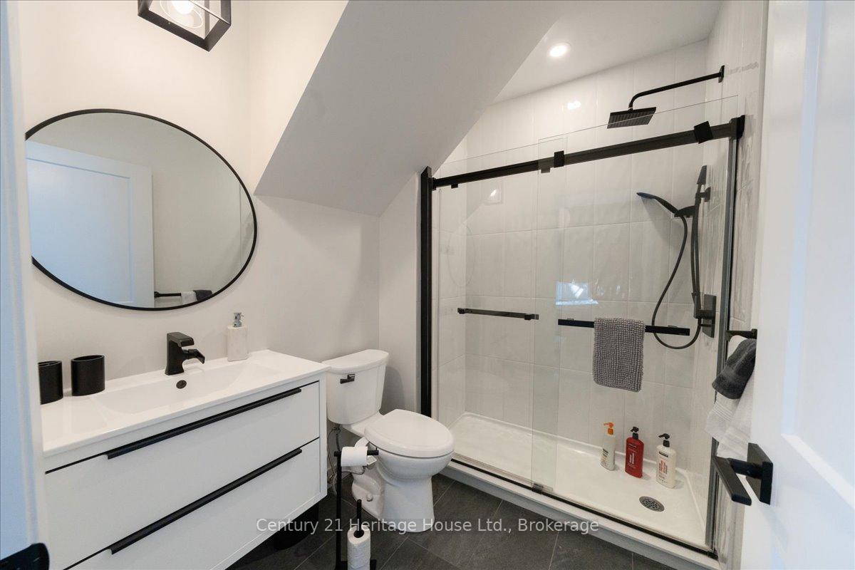 Photo 25 of Unit B, 180 Weber Street, Kitchener — HOMEH