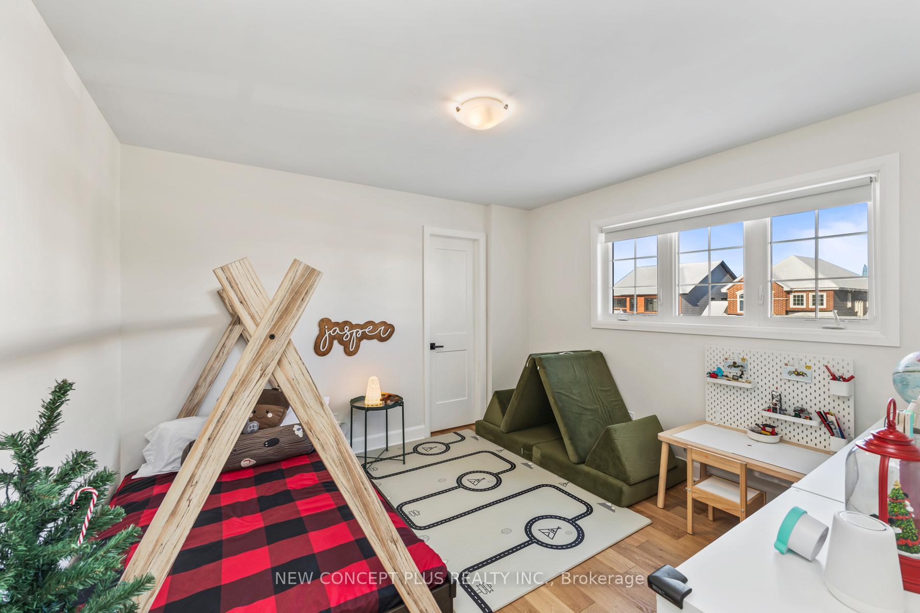 Photo 33 of 1385 Monarch Drive, Kingston, City Northwest — HOMEH