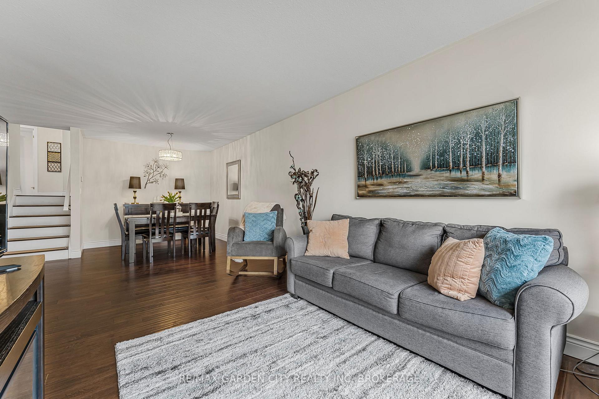 Photo 7 of 4534 Dufferin Avenue, Lincoln, Beamsville — HOMEH