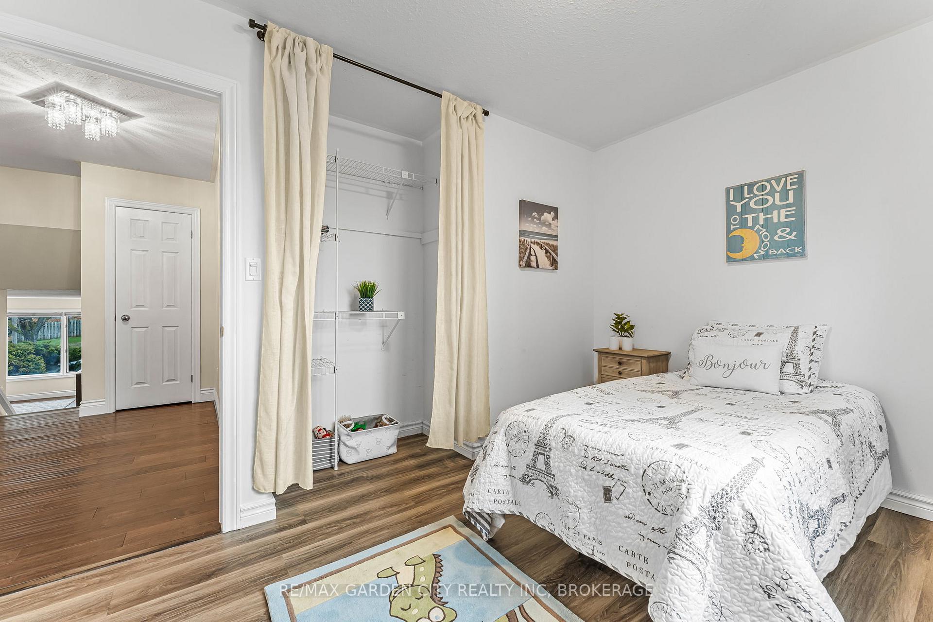 Photo 23 of 4534 Dufferin Avenue, Lincoln, Beamsville — HOMEH