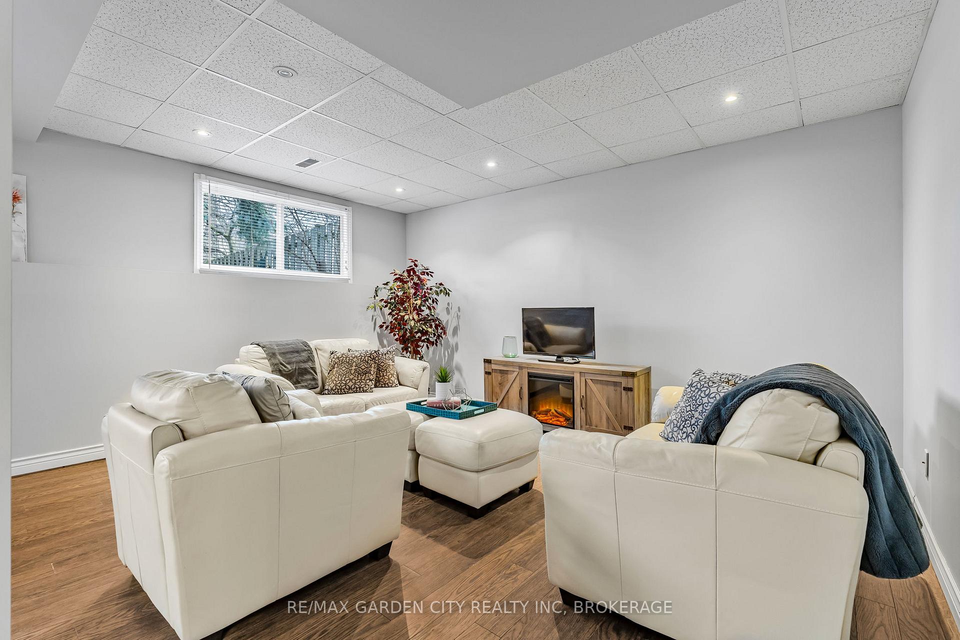 Photo 28 of 4534 Dufferin Avenue, Lincoln, Beamsville — HOMEH