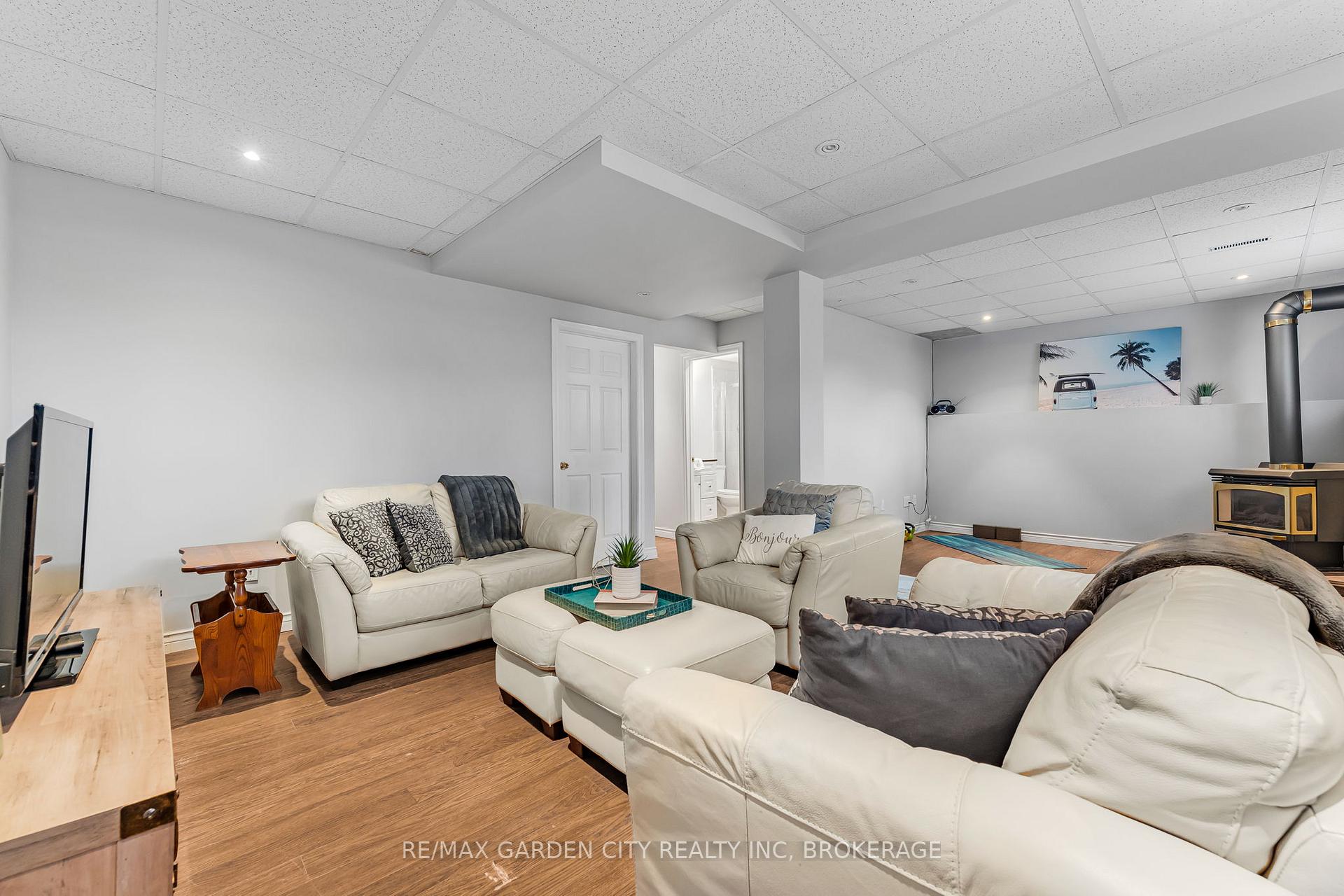 Photo 30 of 4534 Dufferin Avenue, Lincoln, Beamsville — HOMEH