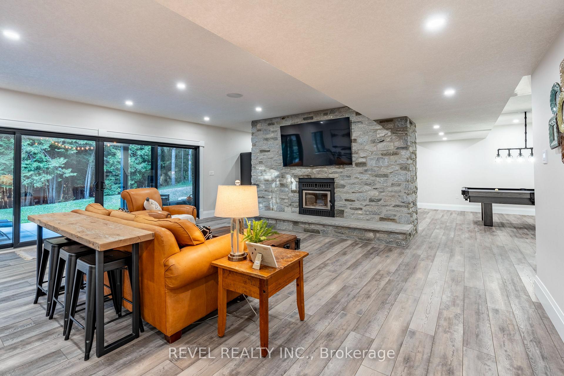 Photo 20 of 7404 Wellington Road, Mapleton, Rural Mapleton — HOMEH