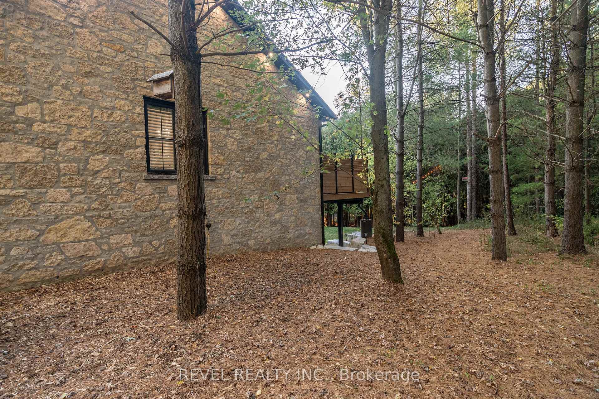 Photo 34 of 7404 Wellington Road, Mapleton, Rural Mapleton — HOMEH