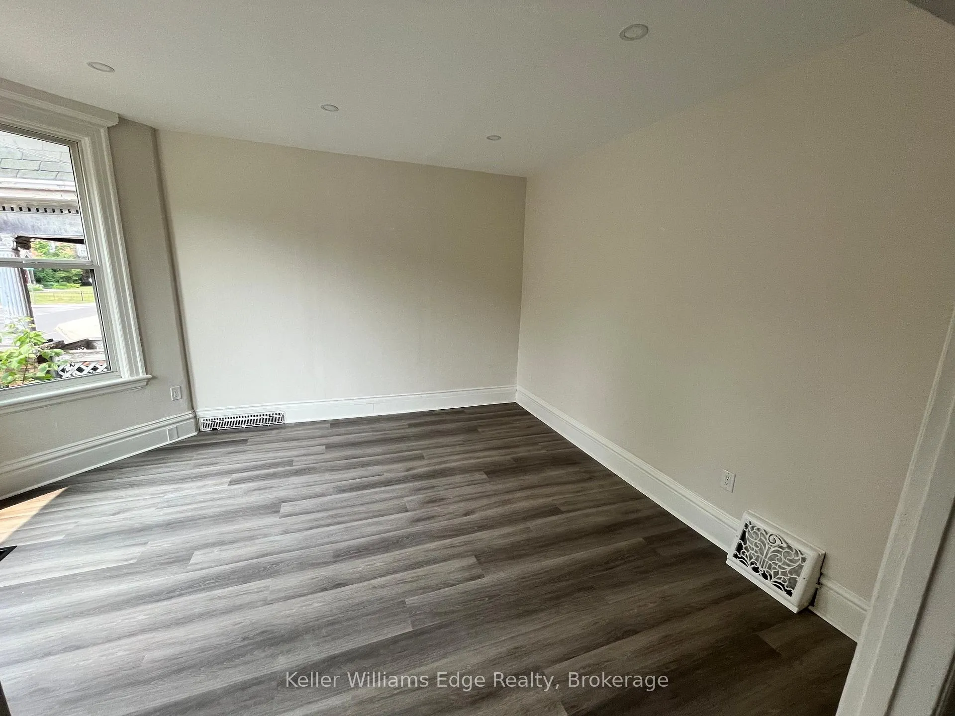 Photo 3 of Unit 1, 133 Stinson Street, Hamilton, Stinson — HOMEH