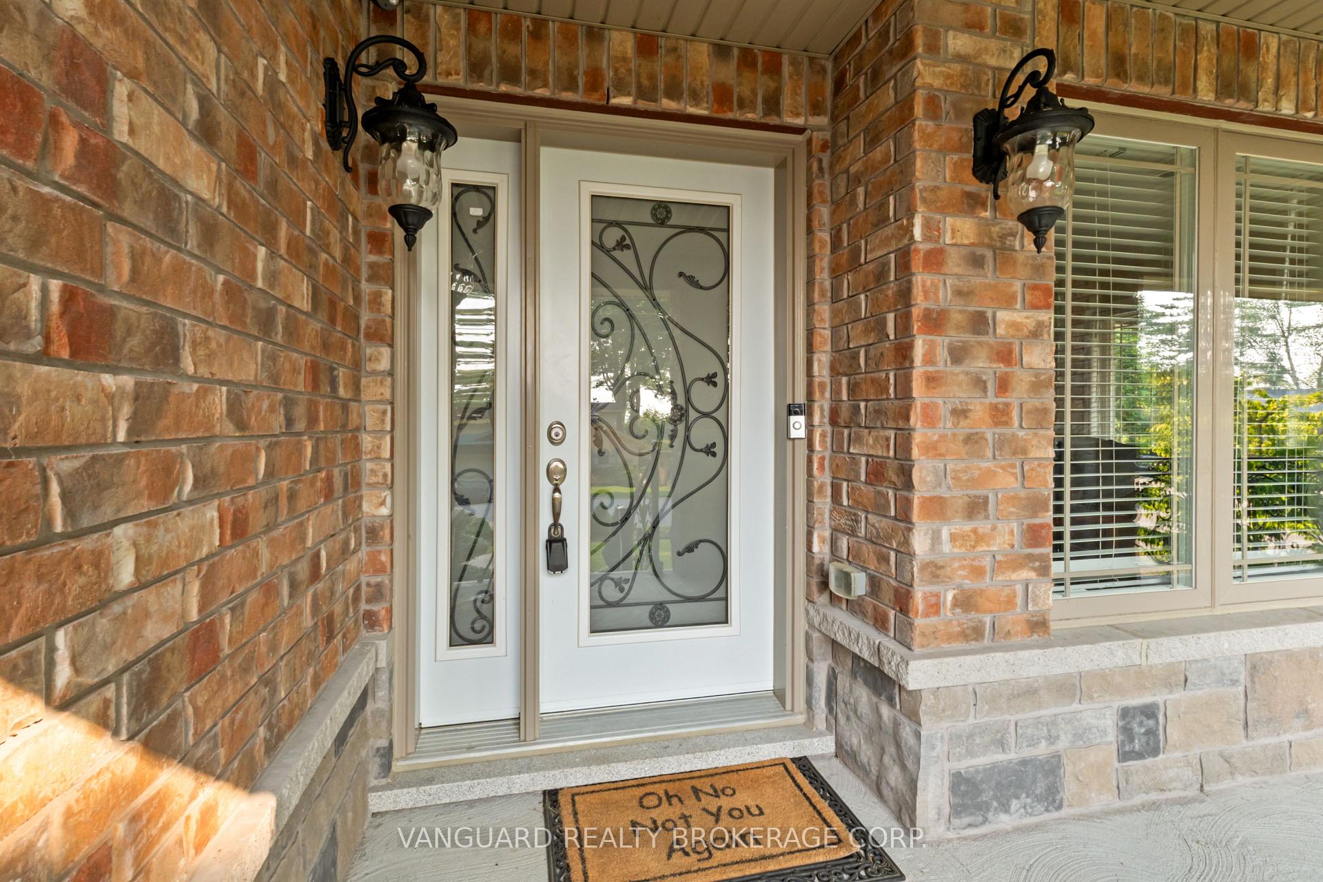 Photo 8 of 724 Lakelands Avenue, Innisfil, Alcona — HOMEH