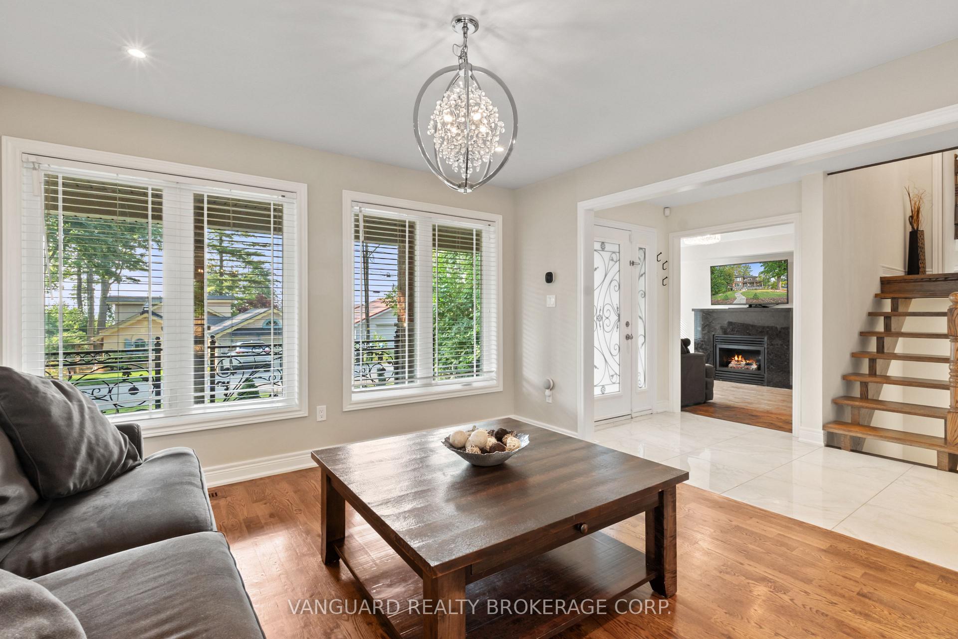 Photo 14 of 724 Lakelands Avenue, Innisfil, Alcona — HOMEH