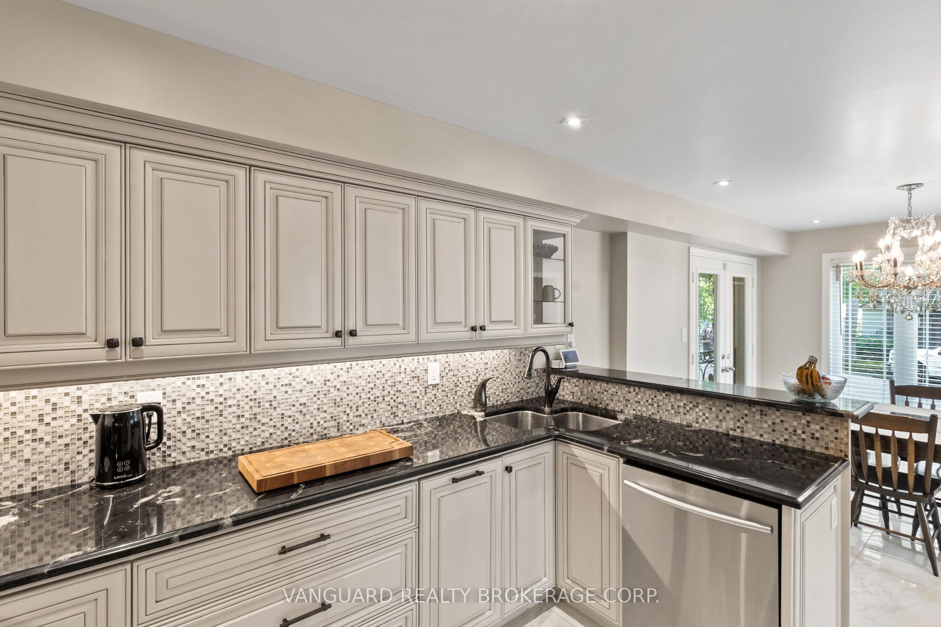 Photo 19 of 724 Lakelands Avenue, Innisfil, Alcona — HOMEH