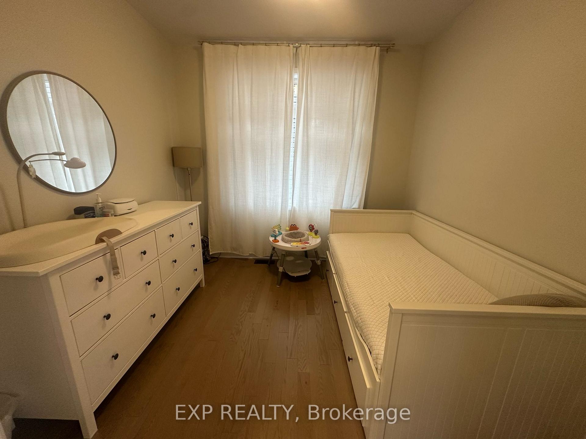 Photo 4 of 302 Shuttleworth Drive, Ottawa, Leitrim — HOMEH