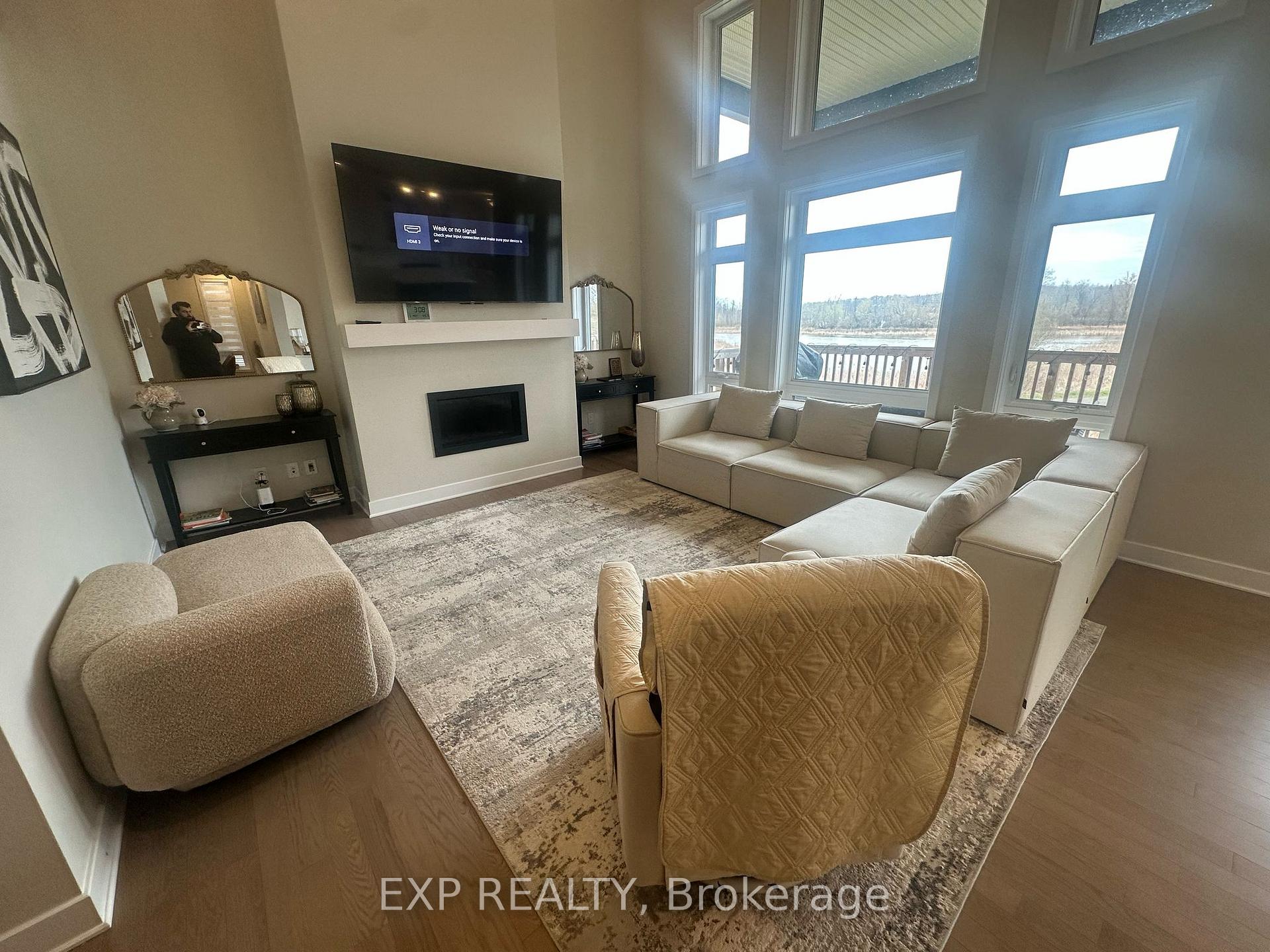 Photo 7 of 302 Shuttleworth Drive, Ottawa, Leitrim — HOMEH