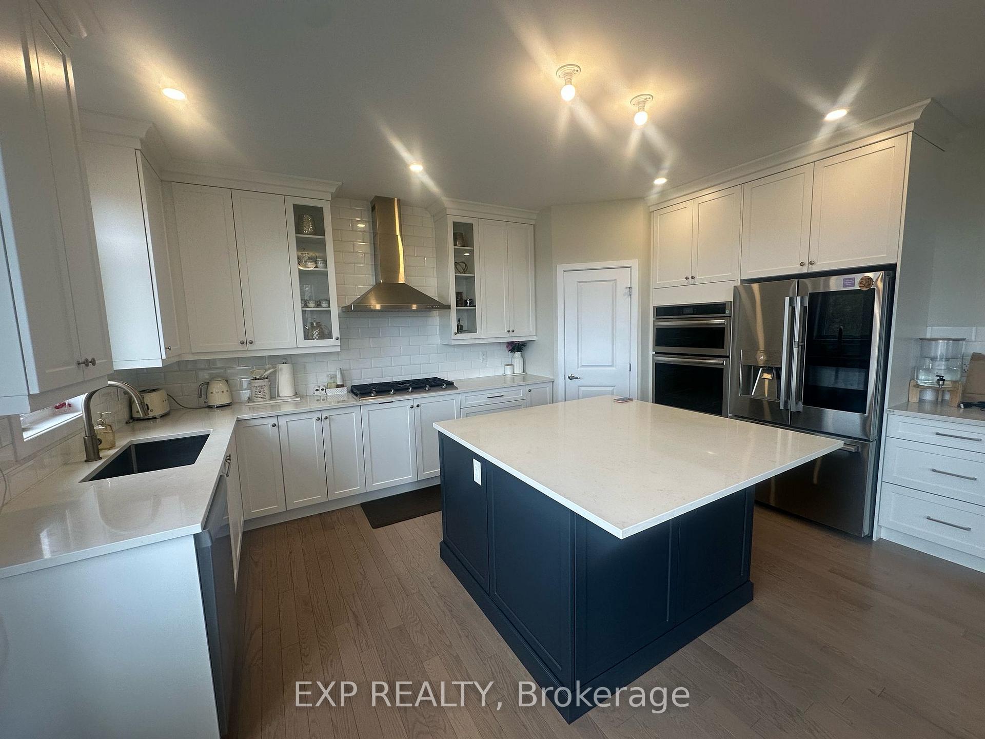 Photo 12 of 302 Shuttleworth Drive, Ottawa, Leitrim — HOMEH