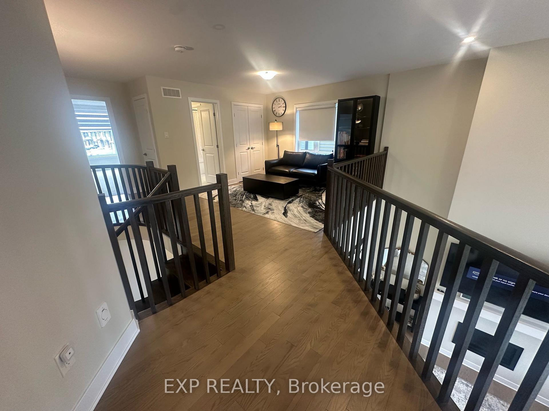 Photo 15 of 302 Shuttleworth Drive, Ottawa, Leitrim — HOMEH