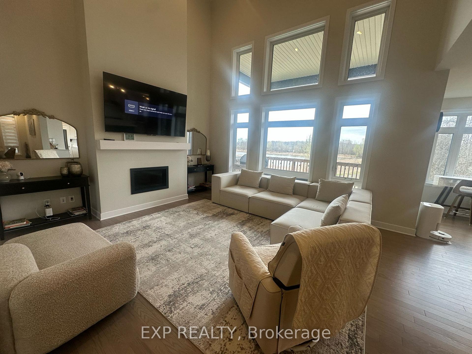 Photo 16 of 302 Shuttleworth Drive, Ottawa, Leitrim — HOMEH